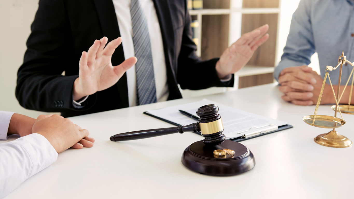 What Exactly Can a Process Server Do to Serve Papers?